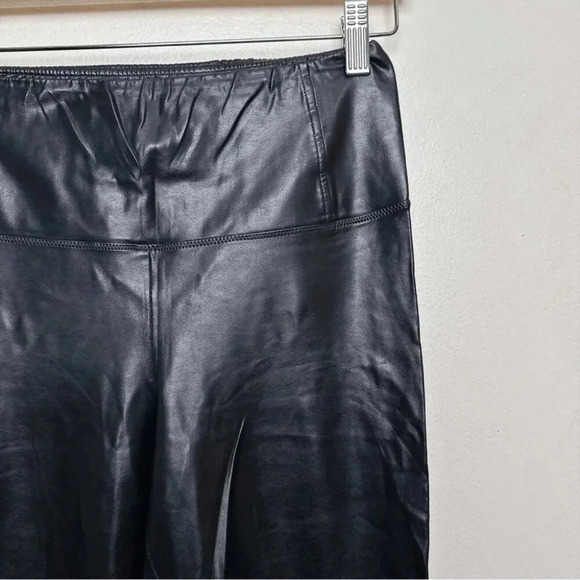 Aritzia Wilfred Free Womens Xsmall Daria Vegan Leather  Legging - Picture 5 of 14